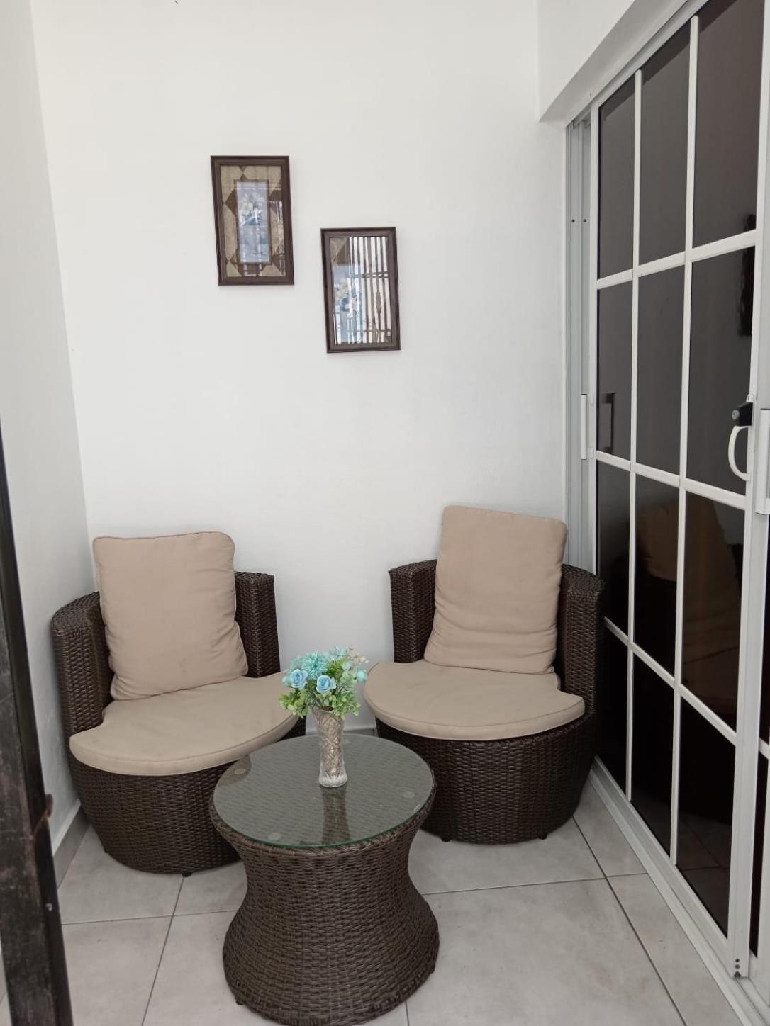Apartamentos De 1 2 Y 3 Habitaciones Сантьяго-де-лос-Трейнта-Кабальєрос Екстер'єр фото