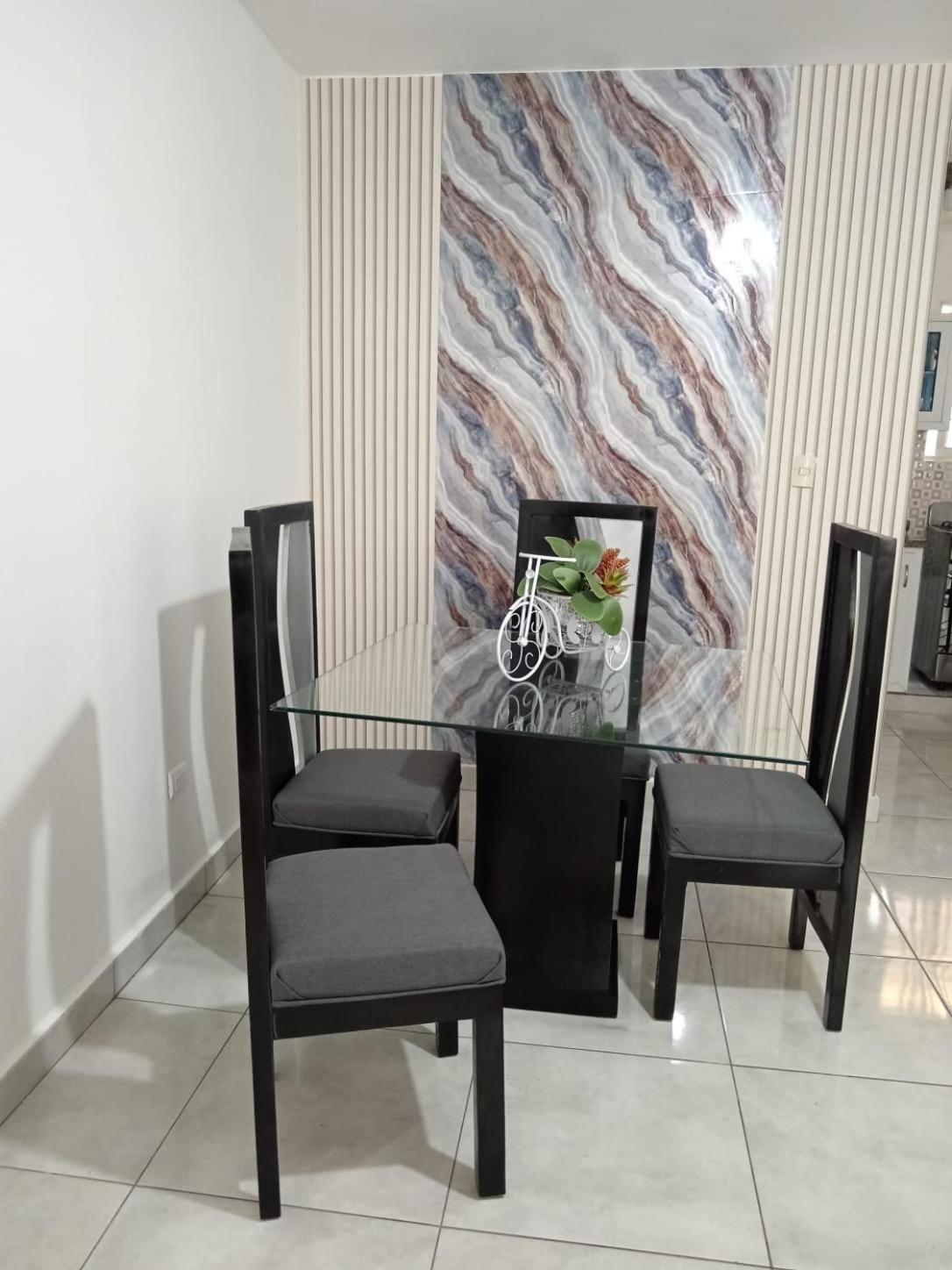 Apartamentos De 1 2 Y 3 Habitaciones Сантьяго-де-лос-Трейнта-Кабальєрос Екстер'єр фото